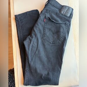 Levi’s Men Black Straight Leg Jeans